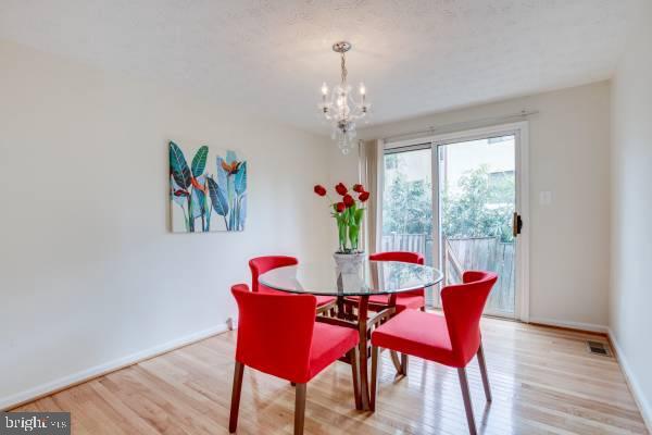 Building Photo - 2025 N Glebe Rd