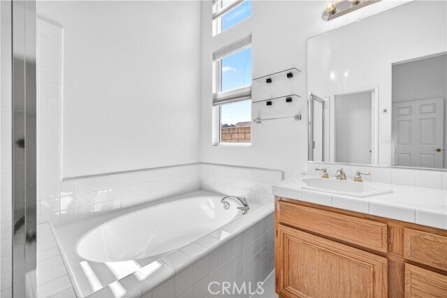 Building Photo - 1699 Ramona Dr