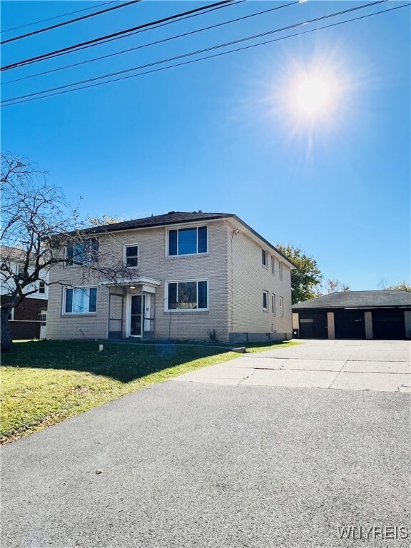 Primary Photo - 1199 Center Rd