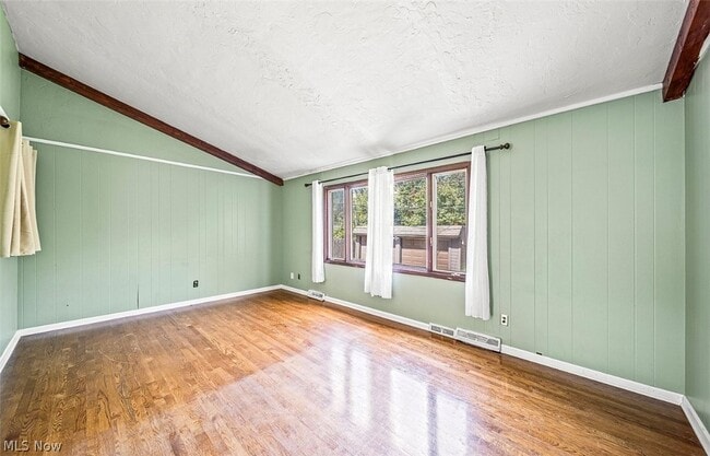 Building Photo - 4069 Bushnell Rd