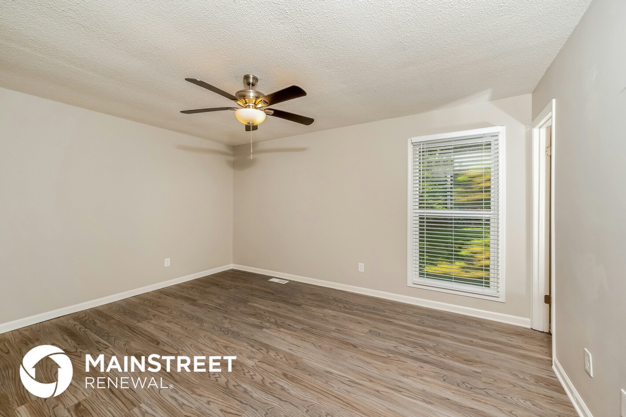 Building Photo - 6482 Chrissy Dr