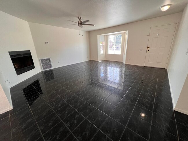 Building Photo - 32550 Shifting Sands Trail