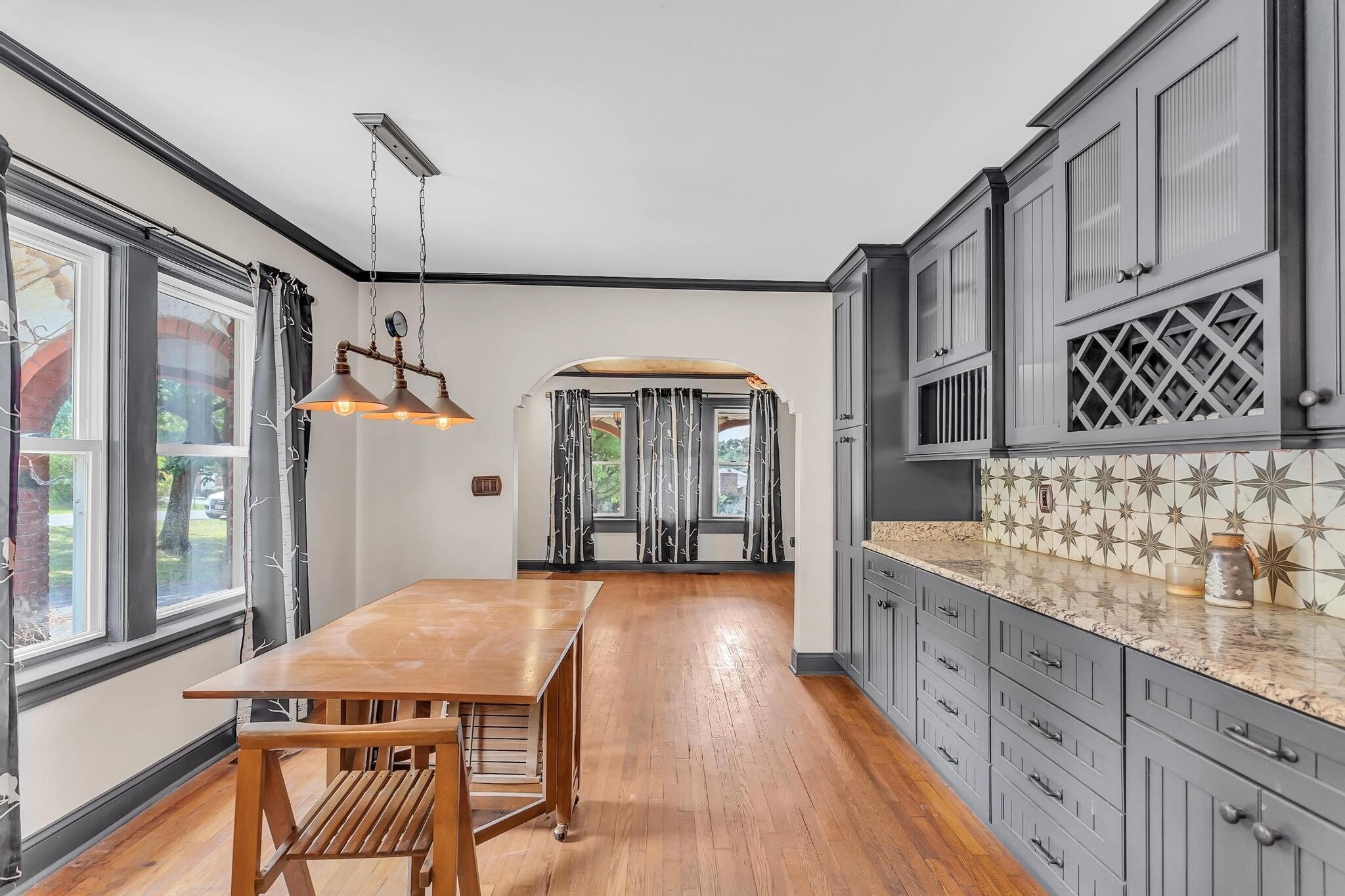 Building Photo - 1688 Overhill Rd