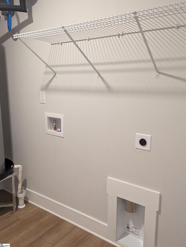 Building Photo - 303 Grange Vly Ln