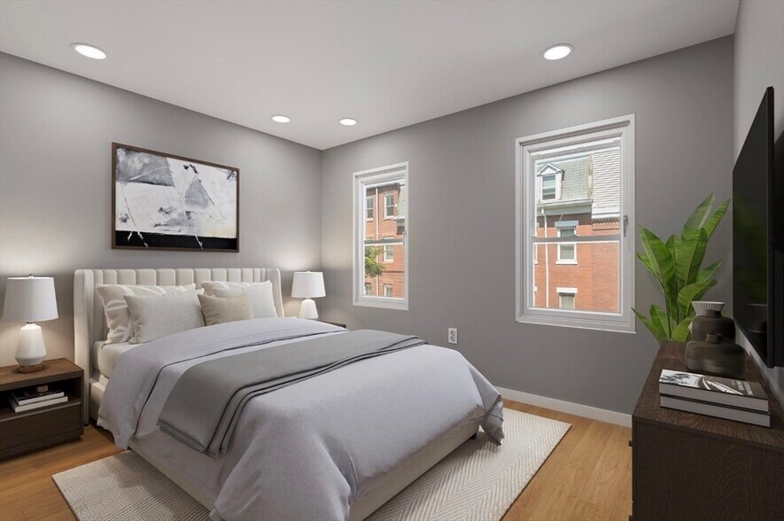 Building Photo - 769 E 6th St