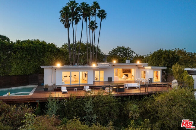 Building Photo - 10134 Angelo View Dr