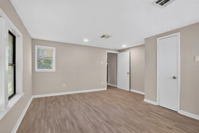 Building Photo - 5110 FM1765
