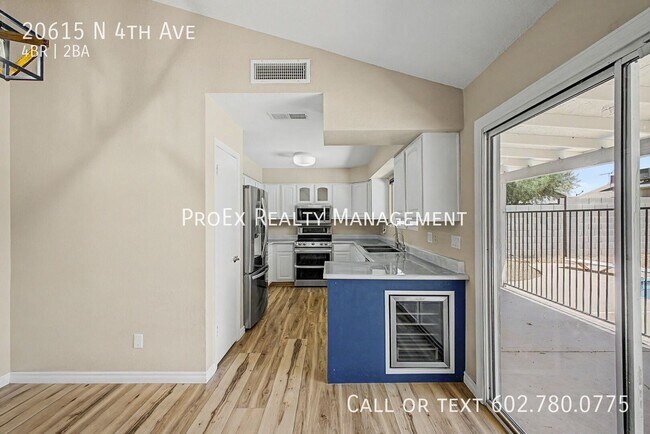 Building Photo - 20615 N 4th Ave