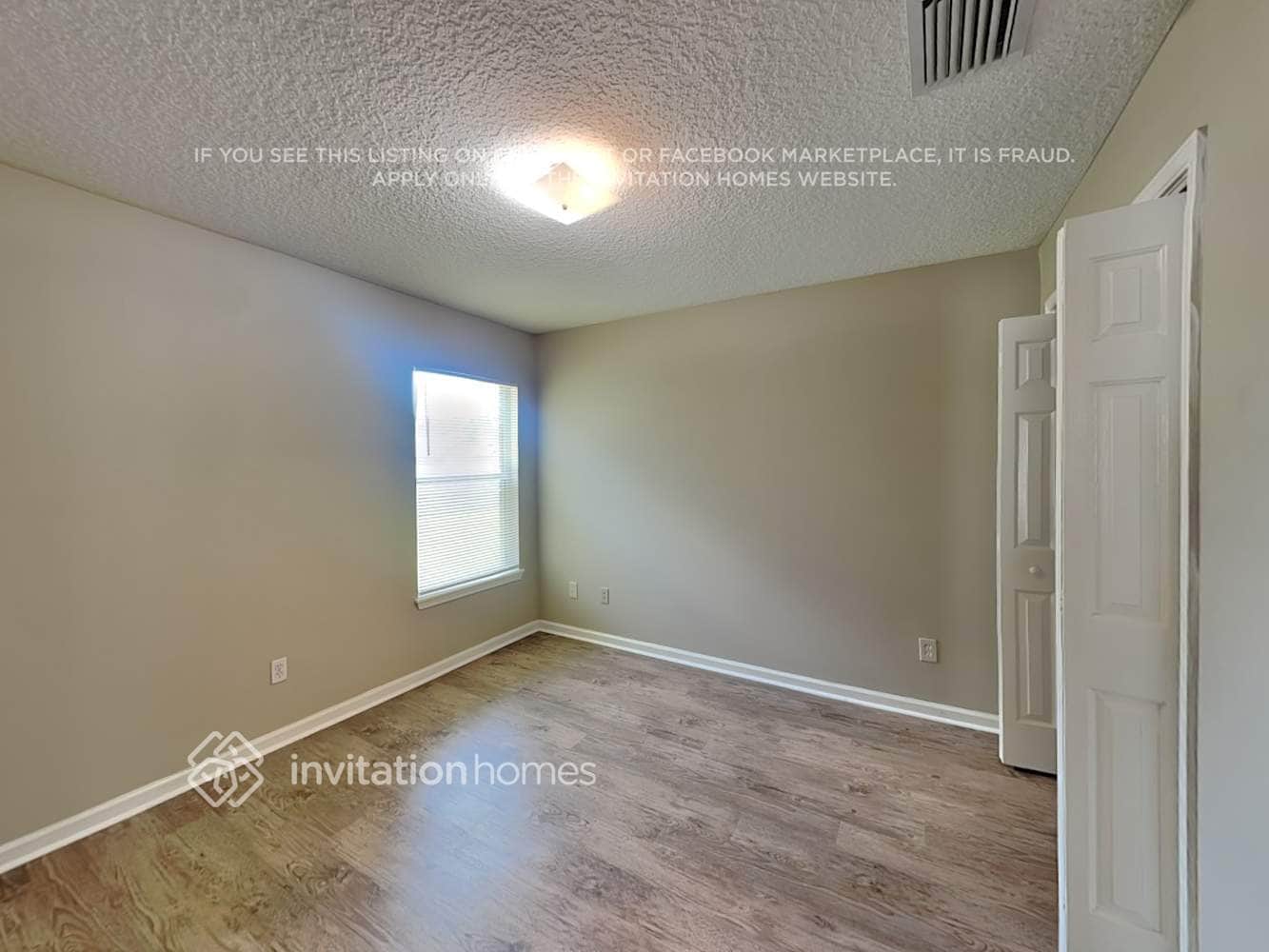 Building Photo - 1029 Deer View Ln