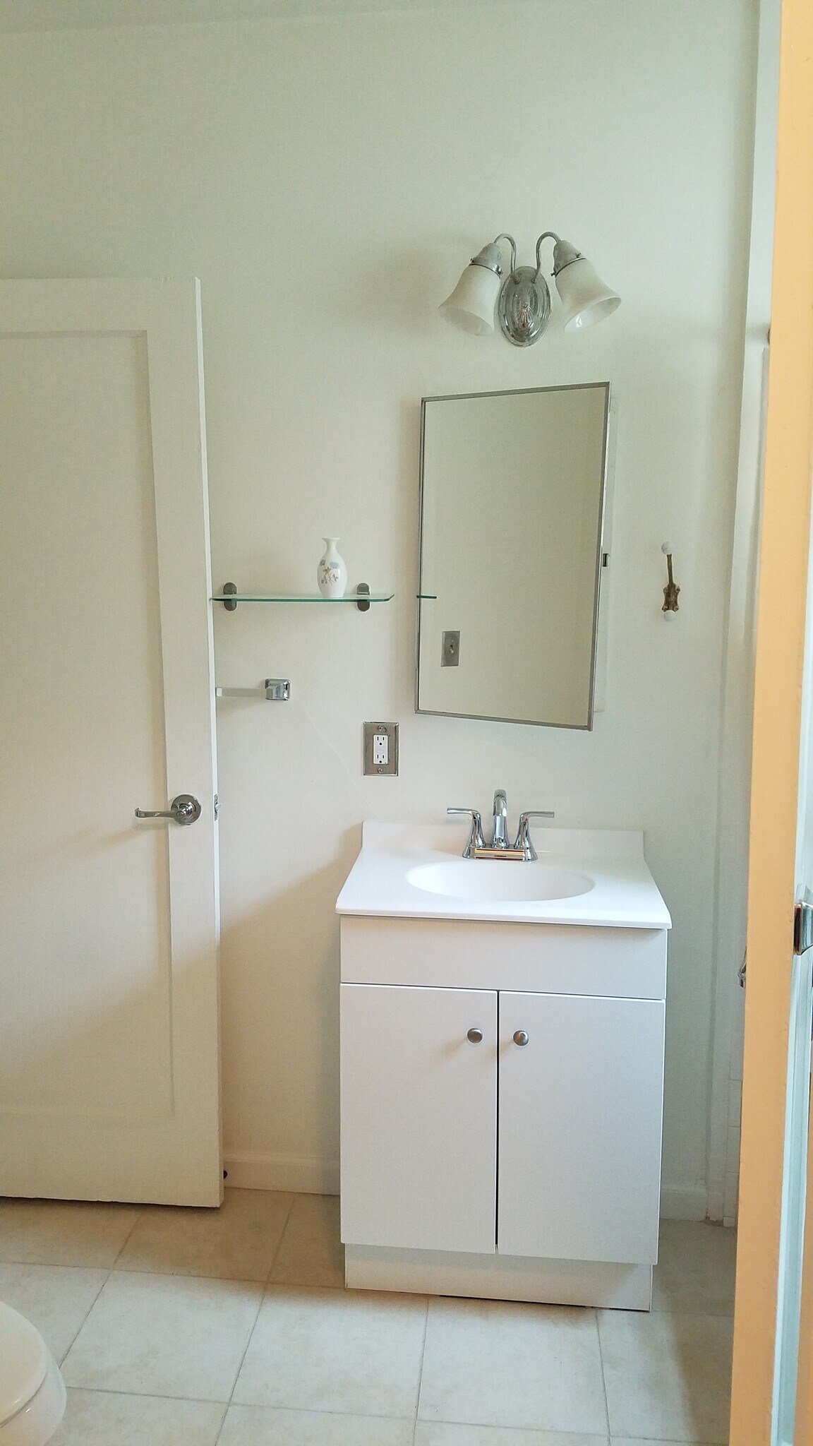 Bathroom Vanity - 2300 39th St