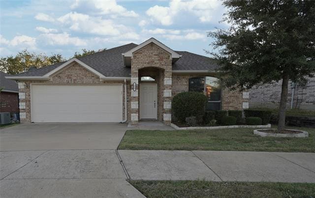 Building Photo - 808 Bahar Ct