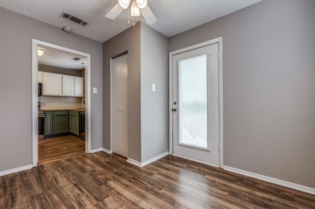 Building Photo - 312 Mockingbird Ln