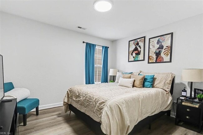 Building Photo - 326 Sedium Ln