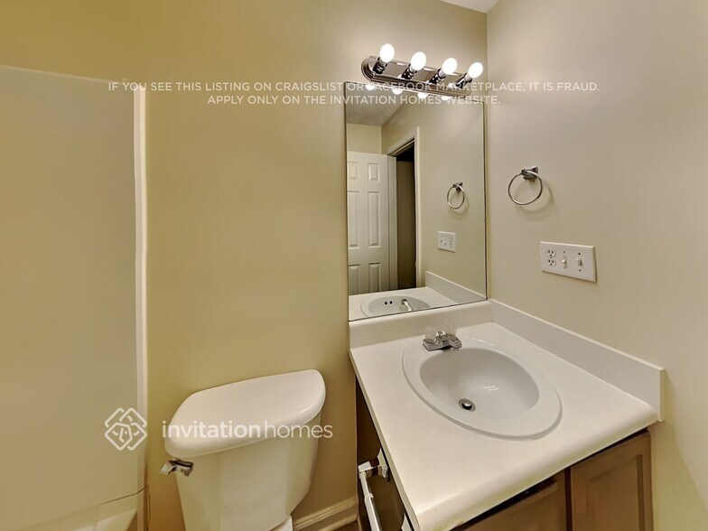 Building Photo - 151 Greenleaf Dr