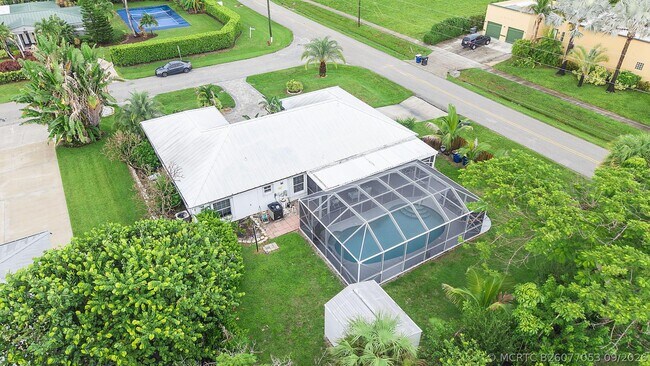 Building Photo - 1577 Thumb Point Dr