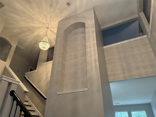 Building Photo - 1134 Evandale Ln