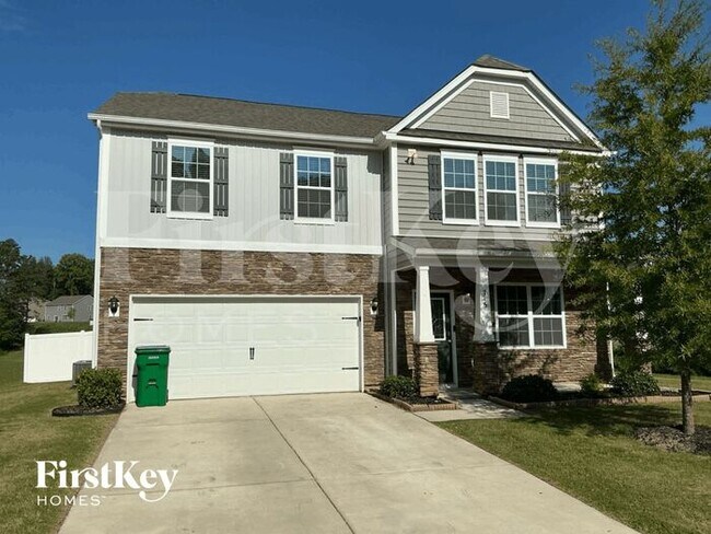 Primary Photo - 715 Saddlebred Ln