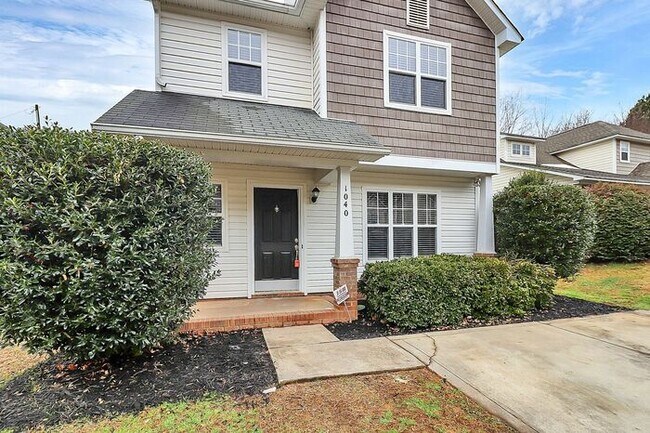 Building Photo - Charming 3BD/2.5BA Home in Matthews, NC!