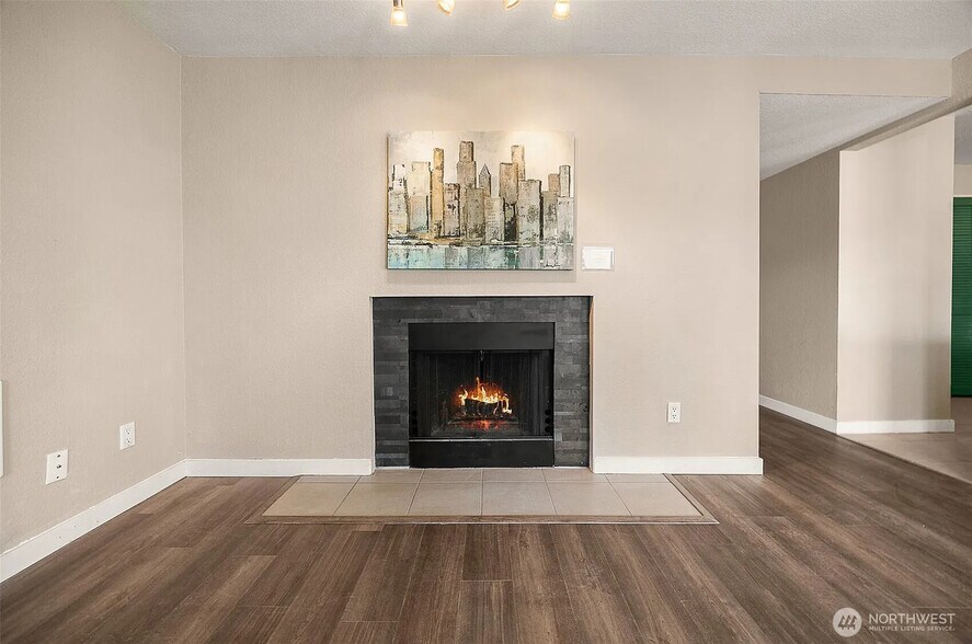 Building Photo - 1311 12th Ave S