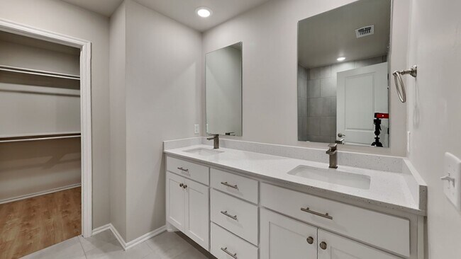 Building Photo - Luxury NEW 4 Bedroom 2 Bathroom Home in Piedmont Schools- Neighborhood Basketball Court & Playground
