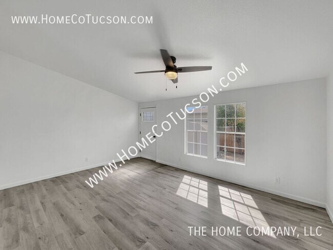 Building Photo - 2662 W Golda St