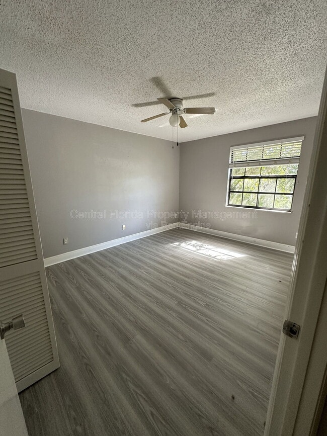 Building Photo - 12114 Graduate Dr