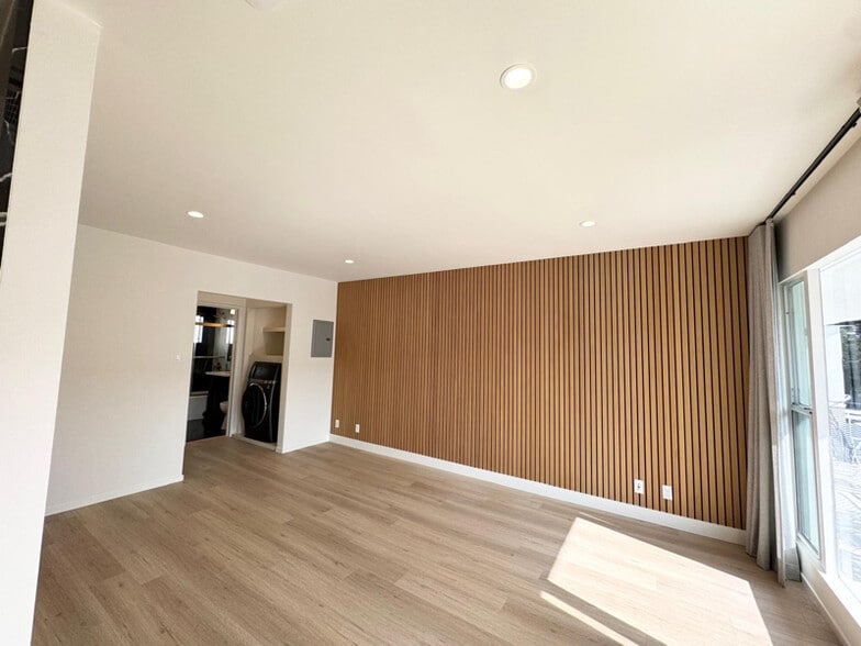 Building Photo - 1138 9th St