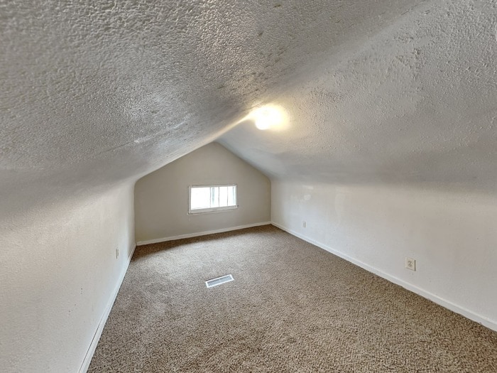 Building Photo - 3223 N Aldrich Ave