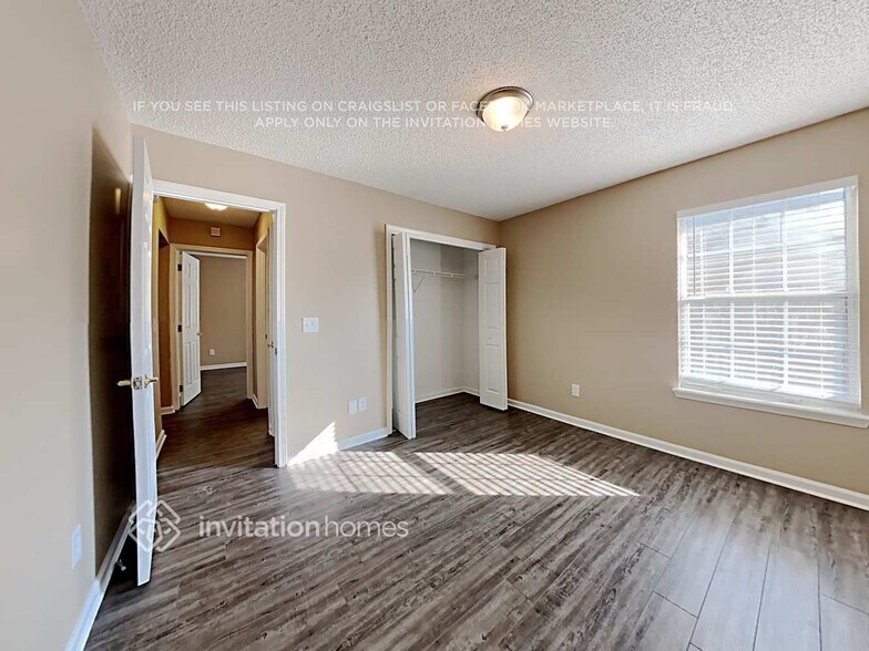 Building Photo - 1927 Harbor Island Dr