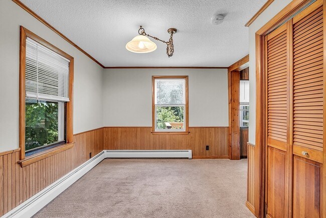Building Photo - 87 Graniteville Rd