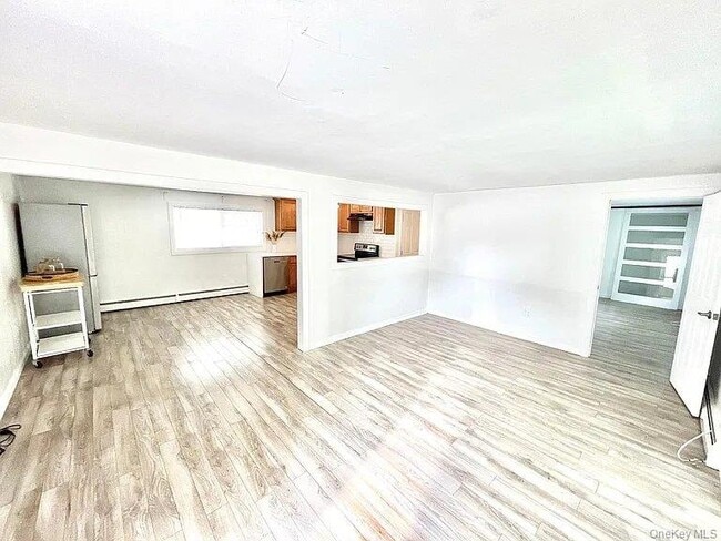 Building Photo - 11 Marshall St