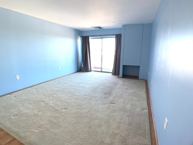 Building Photo - 100 W Squantum St