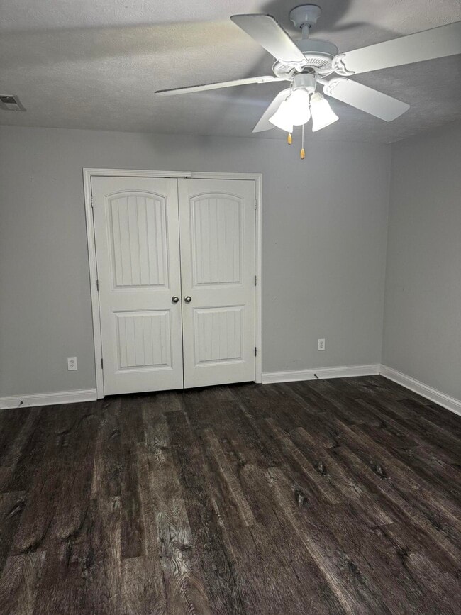 Building Photo - 342 Walnut Creek Dr
