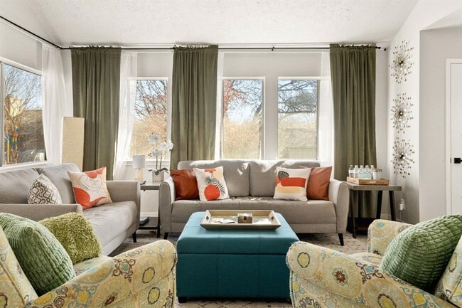 Primary Photo - 5400 Alexis Cove