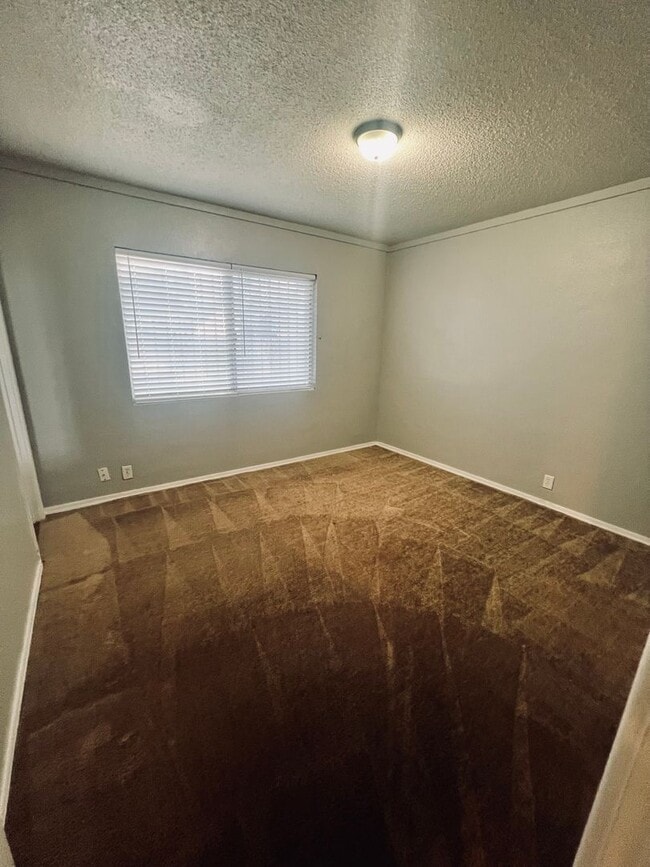 Building Photo - Lock in ($2100) off February 2026  if you move-in by December 29, 2025.