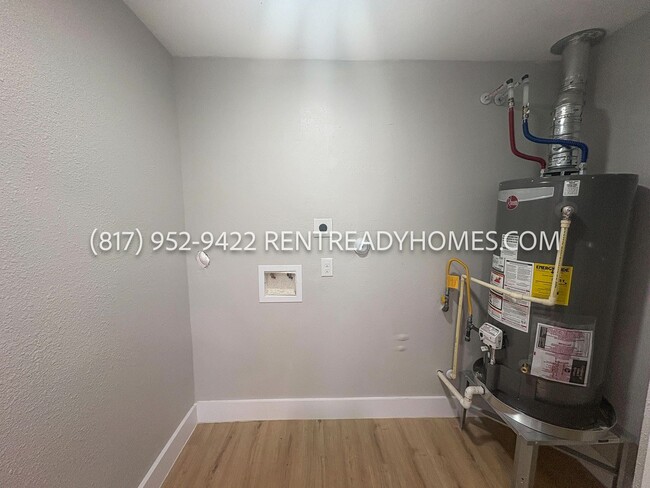 Building Photo - 3810 Weslow St