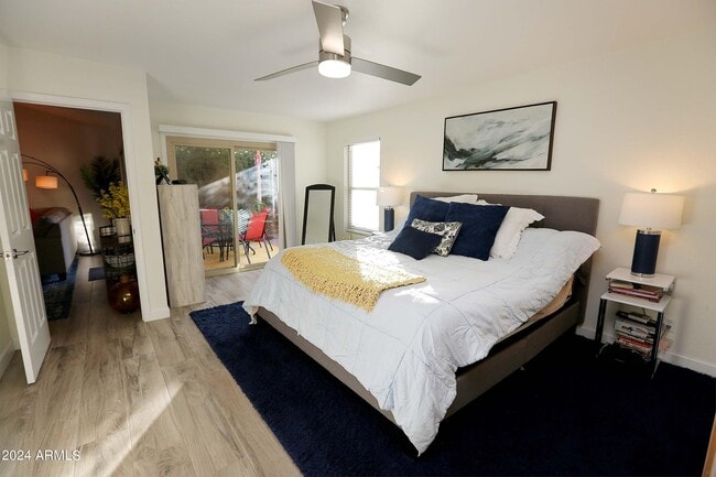 Building Photo - 11271 E Poinsettia Dr