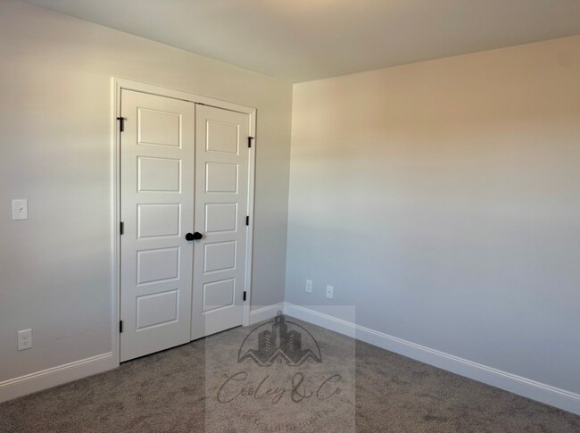 Building Photo - 63 Barhams Mill Pond Wy