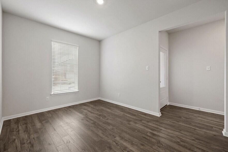 Building Photo - 7602 Tipton Meadow Way