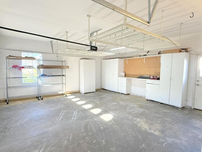 Building Photo - Beautifully Remodeled Modern Home In Wests...