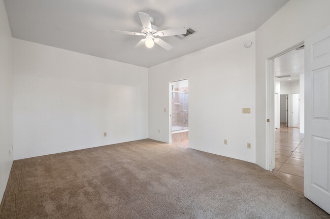 Building Photo - 3730 N Bay Horse Loop
