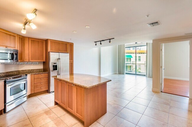 Building Photo - 55 Merrick Way
