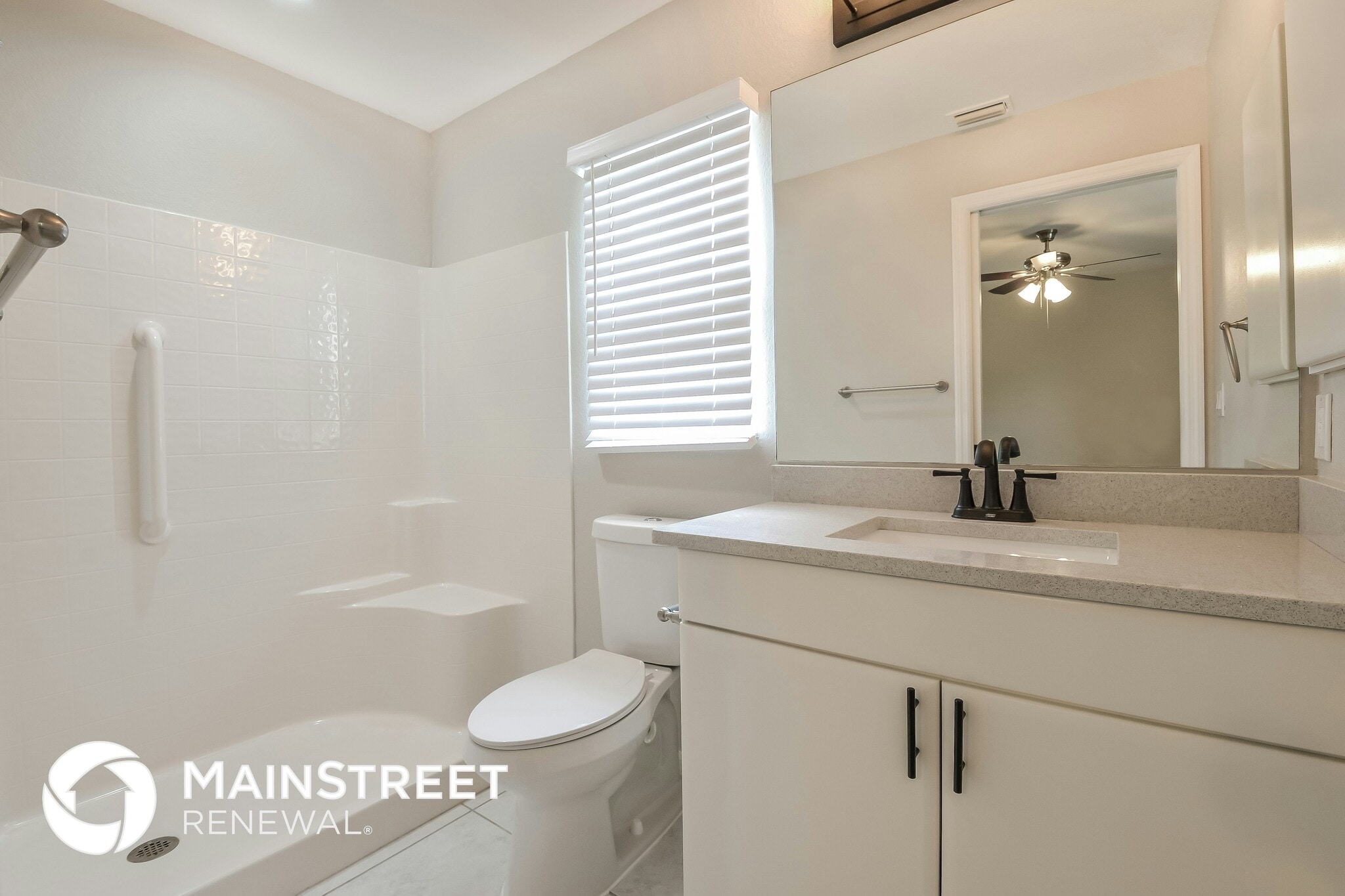 Building Photo - 2205 Honey Ln