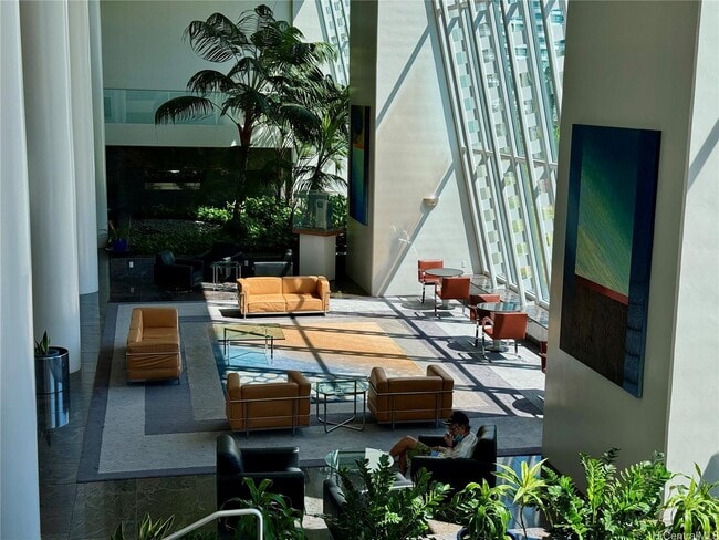 Building Photo - 88 Piikoi St