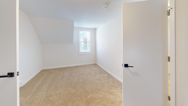 Building Photo - IMMACULATE - Clark / Fulton Area - 3 Bedrooms - 3 Baths - Single Family Home