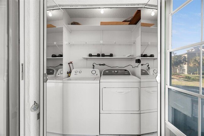 Building Photo - 1438 Millstream Ln