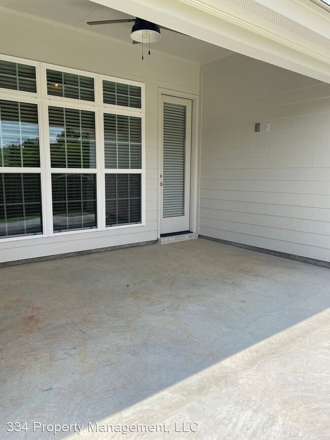 Building Photo - 4 br, 2 bath House - 813 Hedgefield Way