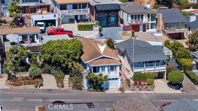 Building Photo - 2750 Solana Way