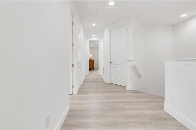 Building Photo - 14058 Swanley St