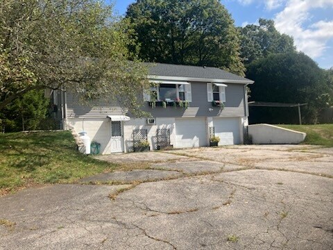 Building Photo - 56 Anthony Rd